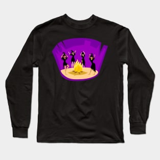 Halloween Witches dancing around fire Long Sleeve T-Shirt